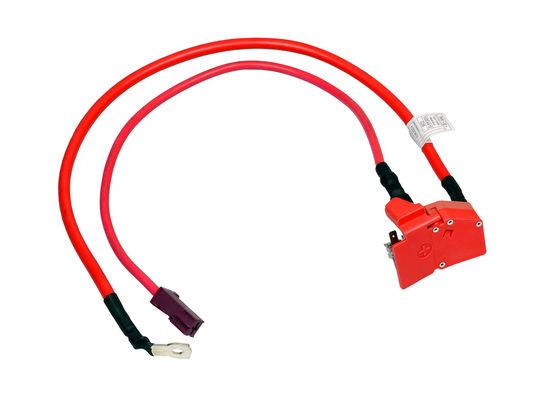 Oem Oe Kabel akumulatorowy Stabilna jakość Dobra stabilność Czerwony kolor oE: # 61126998059