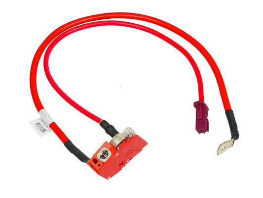 Oem Oe Kabel akumulatorowy Stabilna jakość Dobra stabilność Czerwony kolor oE: # 61126998059