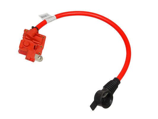 Czerwony kabel akumulatora samochodowego Kabel akumulatora samochodowego OE: # 61129217036