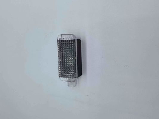 Zindywidualizowane czerwone światło do drzwi LED światła do samochodów Długotrwałe OE:8KD947415C