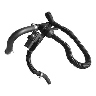 Wąż odpowietrznika skrzyni korbowej pasujący do Benz A180 A200 B180 GLA200 #2820182100